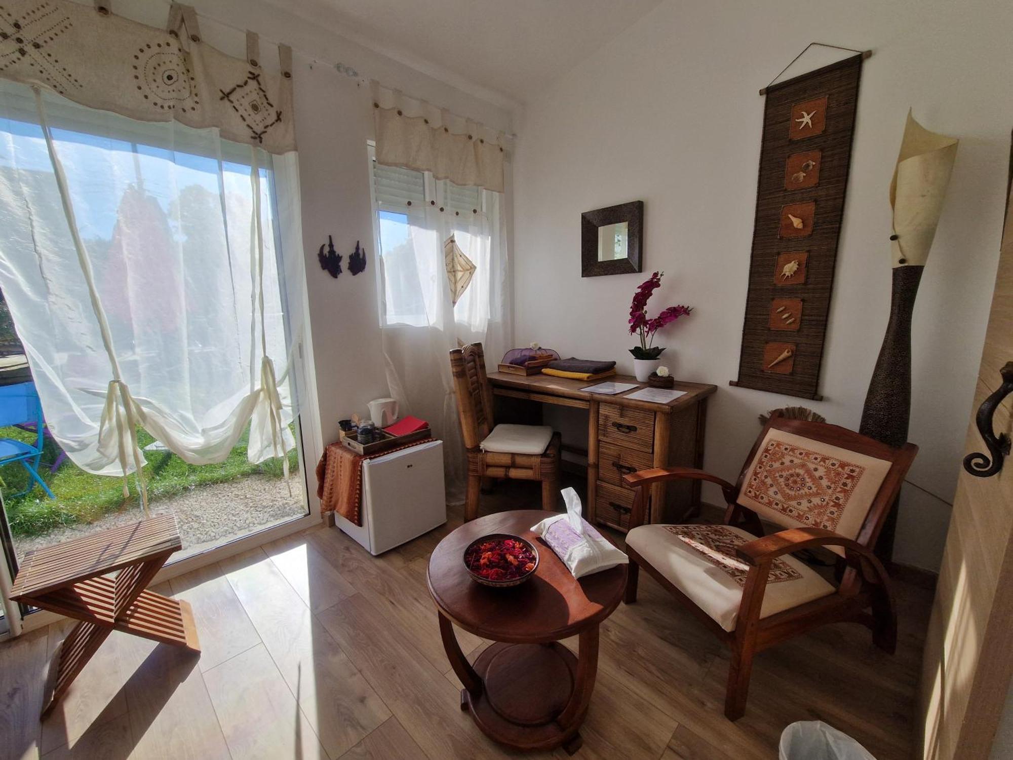 Privatunterkunft La Serenite Balinaise, Et Sdb Privee, Jardin , Piscine Et Jacuzzi En Saison, Pres De Chantilly, Parc Asterix Et Cdg Et Paris En 20'